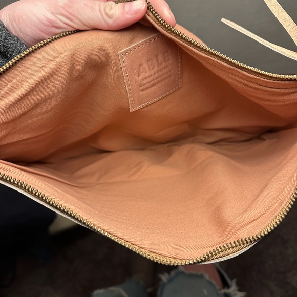 Able Dusty Pink Leather Pouch - Picture 11 of 15